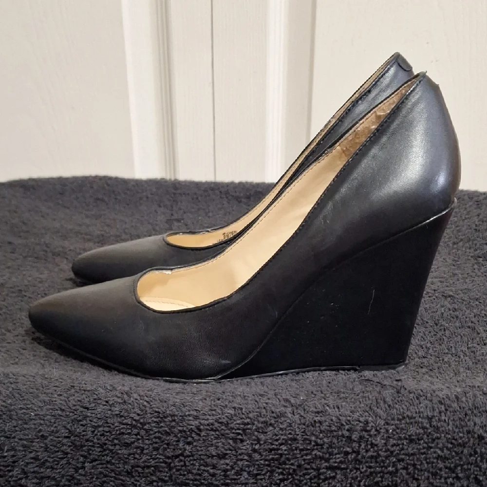 Jessica Simpson Classic Black Slip-On Wedges-9